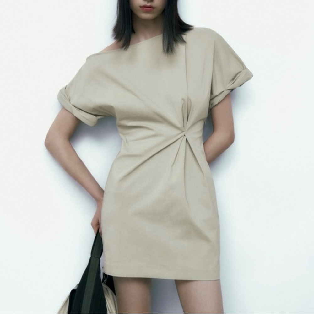 BRAND NEW Zara dress